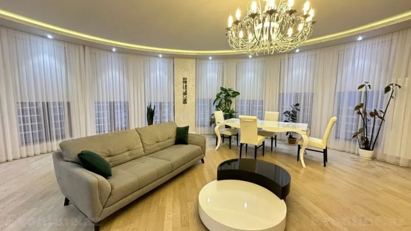 Kirayə verilir 3 otaqlı Mənzil Yeni tikili 150 m² Xətai m.