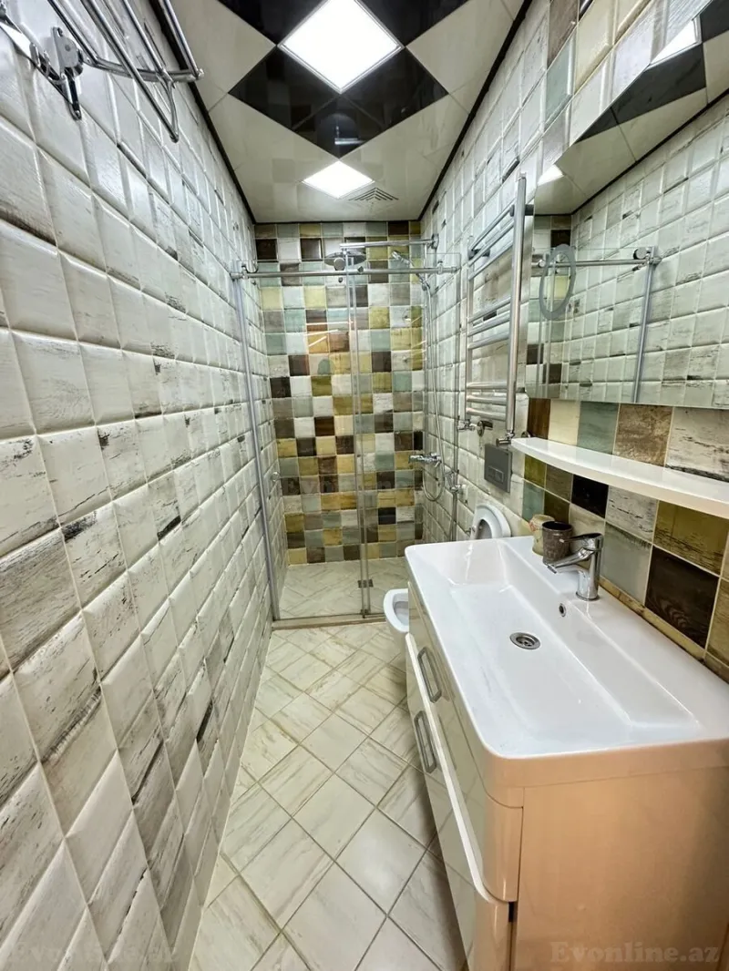 Kirayə verilir 3 otaqlı Mənzil Yeni tikili 150 m² Xətai m. - şəkil 13