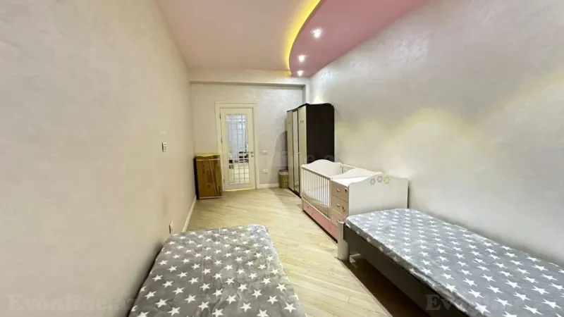Kirayə verilir 3 otaqlı Mənzil Yeni tikili 150 m² Xətai m. - şəkil 15