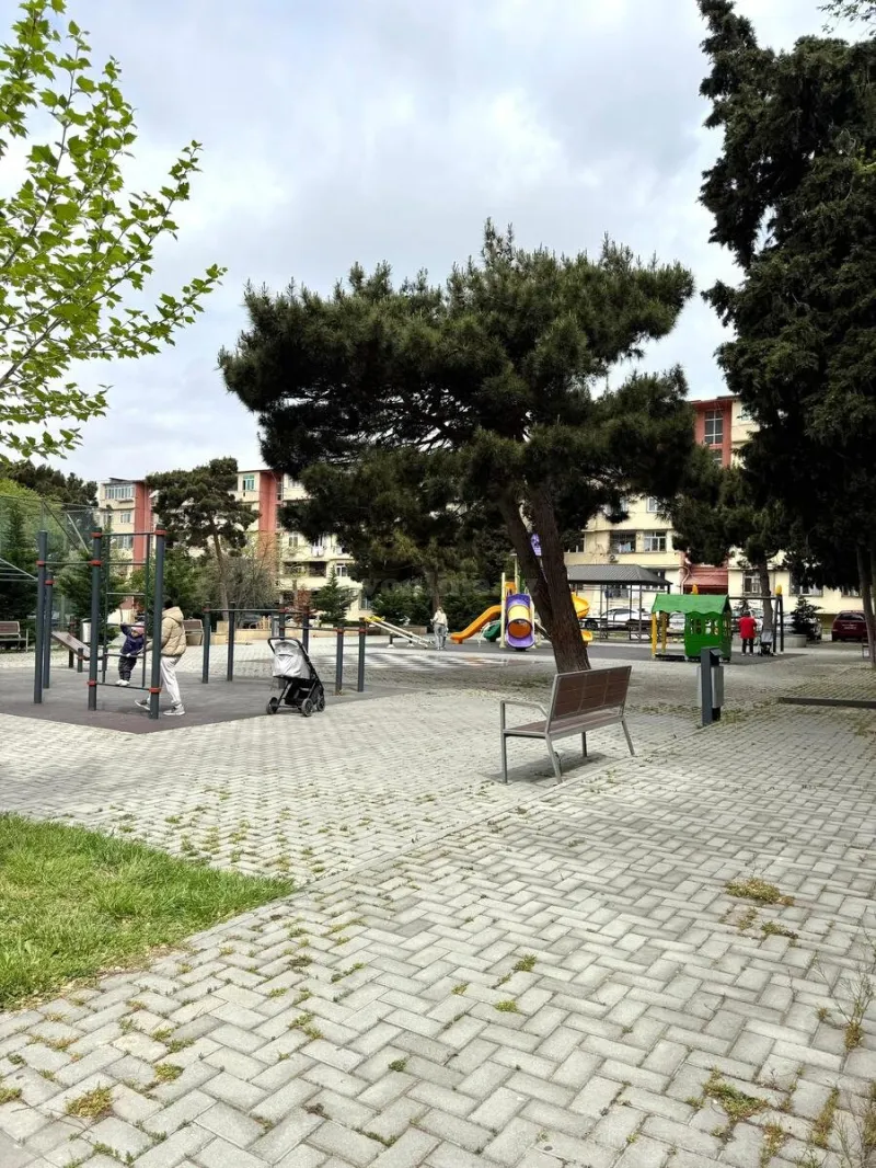 Satılır 4 otaqlı Mənzil Köhnə tikili 100 m² Həzi Aslanov m. - şəkil 3
