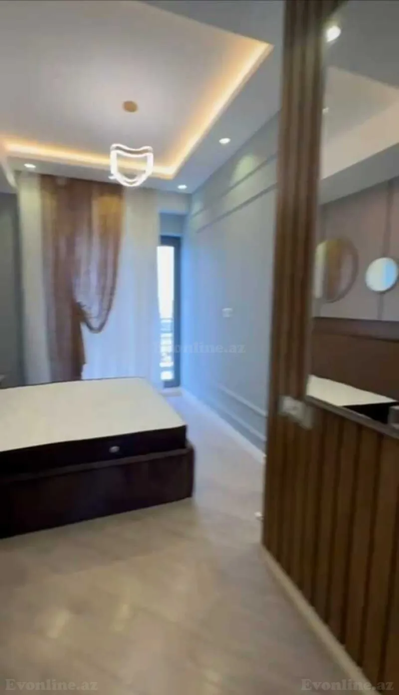 Kirayə verilir 3 otaqlı Mənzil Yeni tikili 119 m² Xətai r.