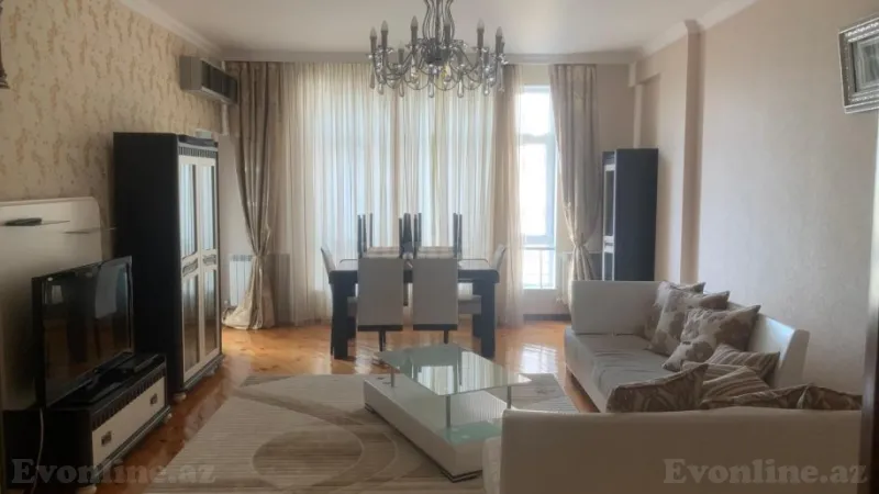 Kirayə verilir 3 otaqlı Mənzil Yeni tikili 120 m² 8 Noyabr m.