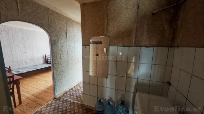 Kirayə verilir 1 otaqlı Mənzil Köhnə tikili 35 m² 8 Noyabr m. - şəkil 3