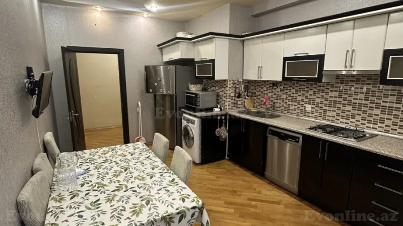 Kirayə verilir 3 otaqlı Mənzil Yeni tikili 150 m² Nəriman Nərimanov m. - şəkil 3