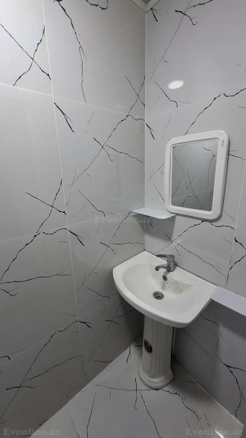 Satılır 2 otaqlı Mənzil Köhnə tikili 40 m² 4-cü mikrorayon - şəkil 5
