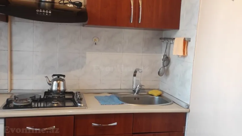 Kirayə verilir 1 otaqlı Mənzil Köhnə tikili 32 m² Yasamal - şəkil 14