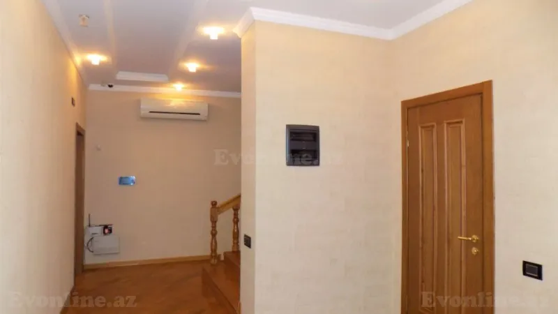 Kirayə verilir Ofis 560 m² 6-cı mikrorayon - şəkil 16