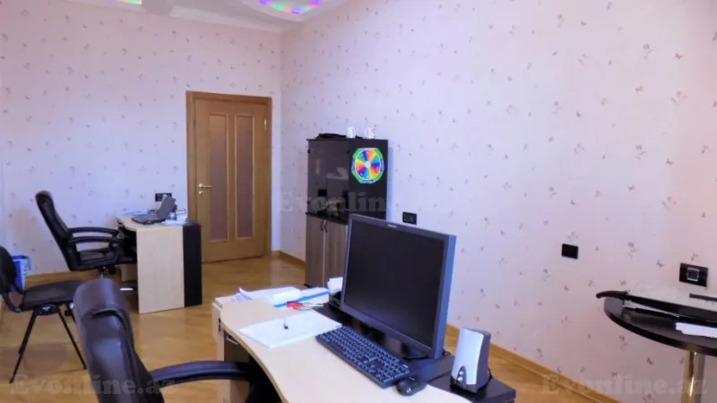 Kirayə verilir Ofis 560 m² 6-cı mikrorayon - şəkil 19