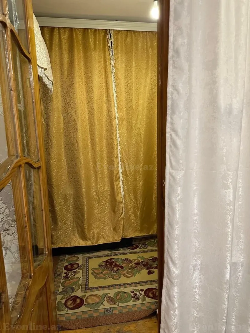 Kirayə verilir 1 otaqlı Mənzil Köhnə tikili 35 m² İnşaatçılar m. - şəkil 4