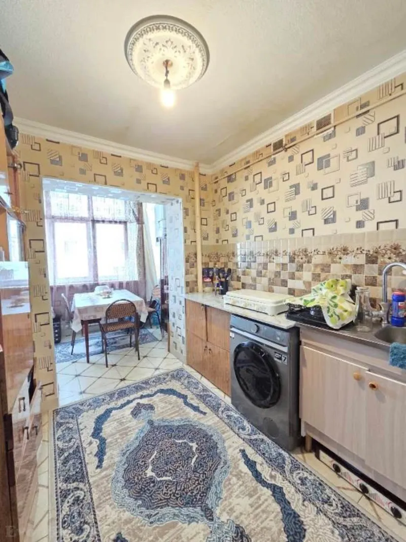 Satılır 2 otaqlı Mənzil Köhnə tikili 55 m² İnşaatçılar m. - şəkil 6