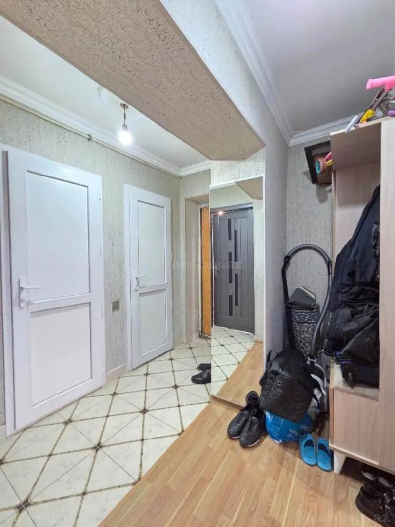 Satılır 2 otaqlı Mənzil Köhnə tikili 55 m² İnşaatçılar m. - şəkil 9