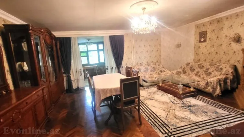 3 otaqlı Mənzil 87 m² Elmlər Akademiyası m. Satılır