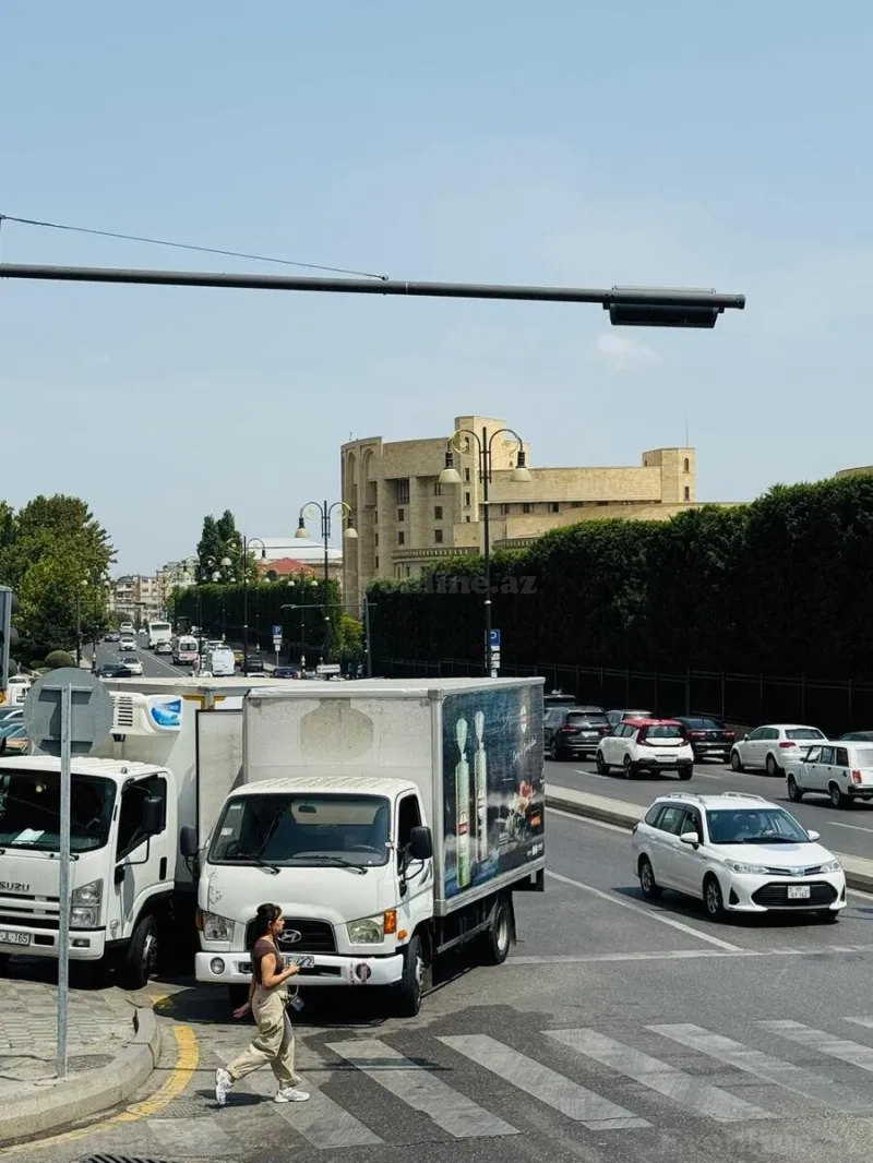 Satılır 3 otaqlı Mənzil Köhnə tikili 65 m² 4-cü mikrorayon - şəkil 10