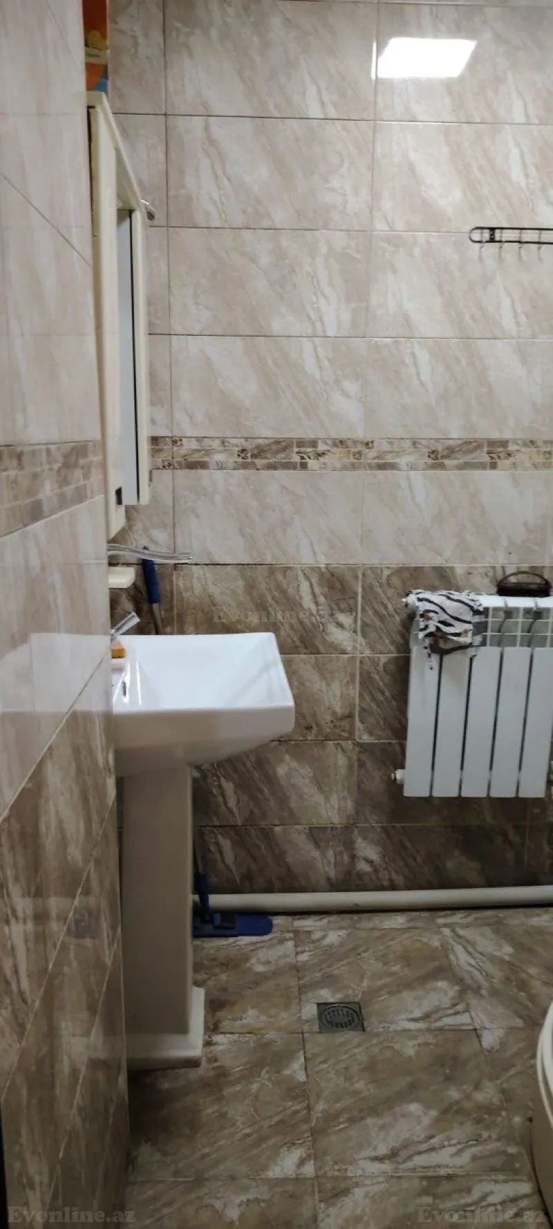 Satılır 2 otaqlı Mənzil Köhnə tikili 65 m² Həzi Aslanov - şəkil 3