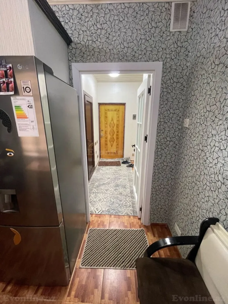 Satılır 2 otaqlı Mənzil Köhnə tikili 67 m² Suraxanı r. - şəkil 3