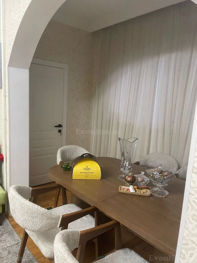 Satılır 2 otaqlı Mənzil Köhnə tikili 67 m² Suraxanı r. - şəkil 7