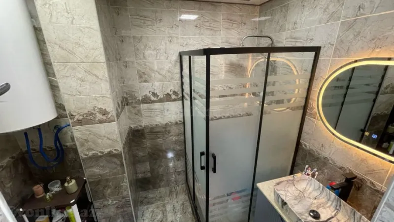 Satılır 2 otaqlı Mənzil Köhnə tikili 67 m² Suraxanı r. - şəkil 17
