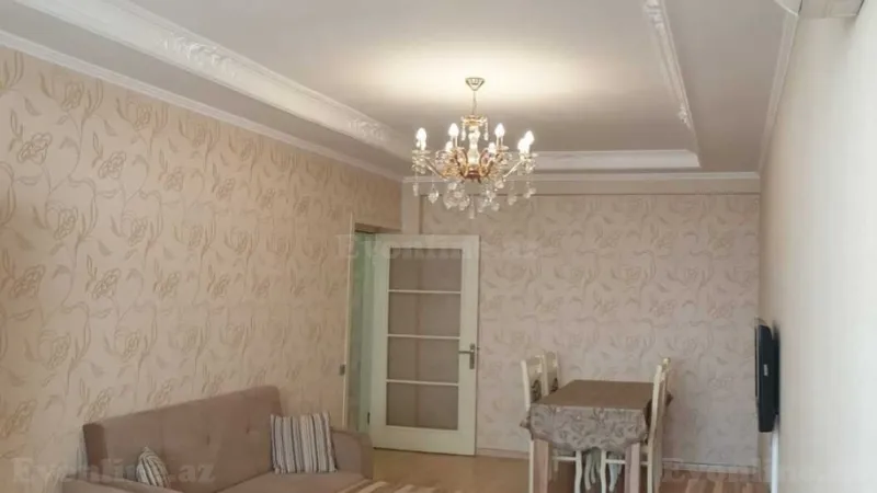 2 otaqlı Mənzil 60 m² Elmlər Akademiyası m. Kirayə verilir