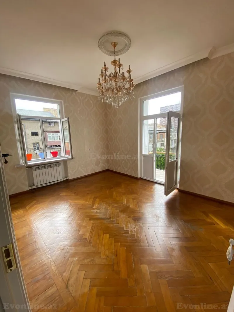 Satılır 3 otaqlı Mənzil Köhnə tikili 85 m² Kubinka - şəkil 3