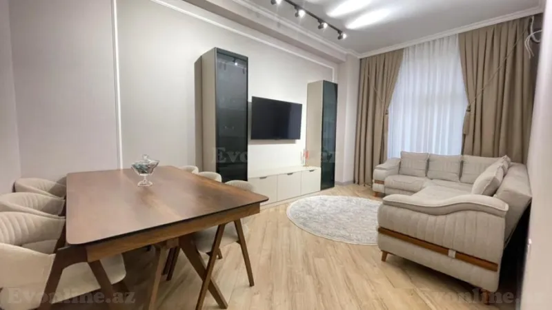2 otaqlı Mənzil 87 m² 7-ci mikrorayon Satılır