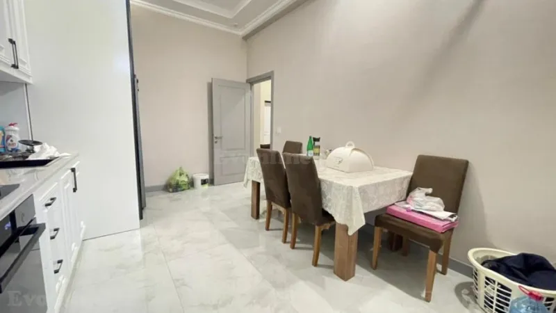 Satılır 2 otaqlı Mənzil Yeni tikili 87 m² 7-ci mikrorayon - şəkil 8