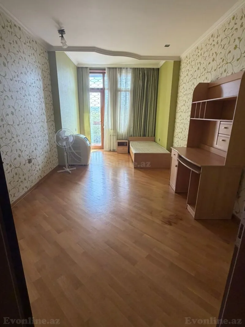 Kirayə verilir 3 otaqlı Mənzil Yeni tikili 136 m² Əhmədli m. - şəkil 6