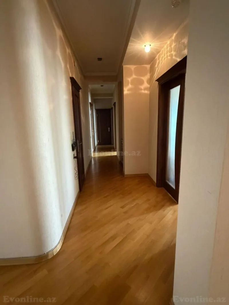 Kirayə verilir 3 otaqlı Mənzil Yeni tikili 136 m² Əhmədli m. - şəkil 8