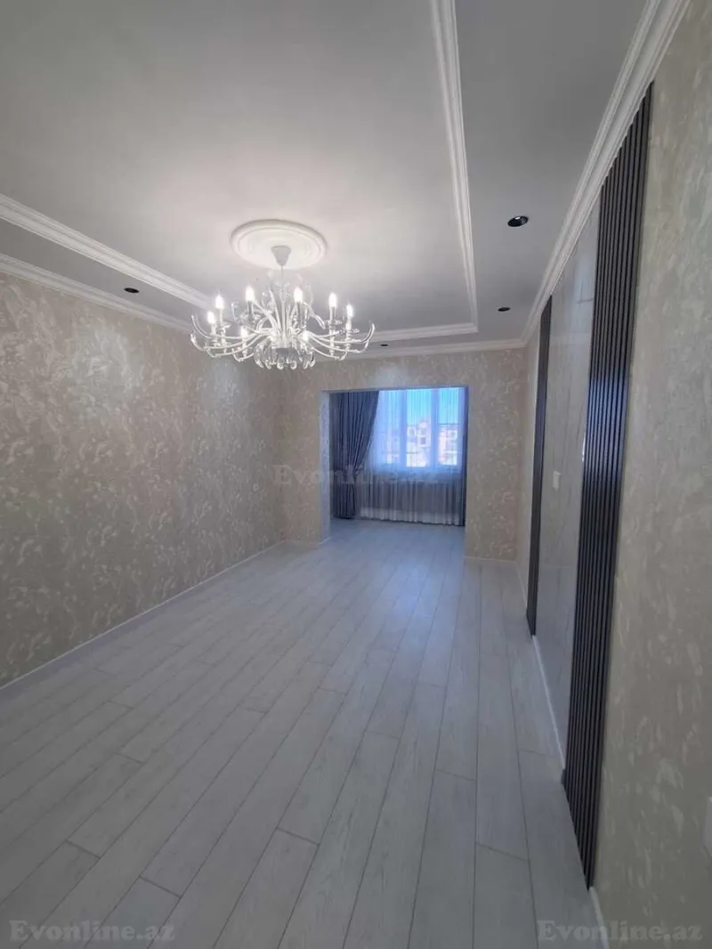 3 otaqlı Mənzil 90 m² 7-ci mikrorayon Satılır