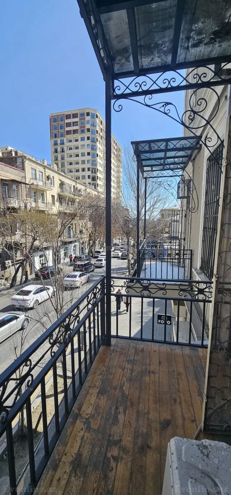 3 otaqlı Mənzil 80 m² 28 May m. Satılır