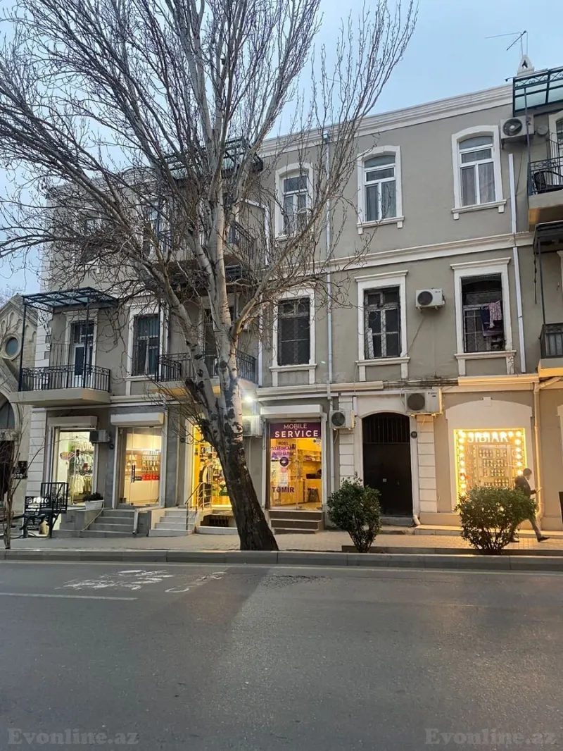 Satılır 3 otaqlı Mənzil Köhnə tikili 80 m² 28 May m. - şəkil 2