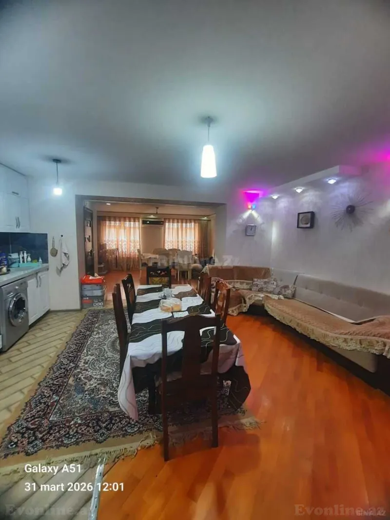 3 otaqlı Mənzil 80 m² 4-cü mikrorayon Kirayə verilir