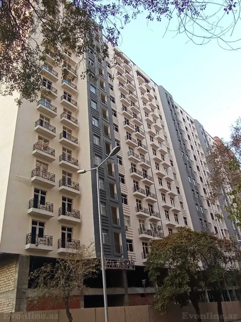 Obyekt 90 m² 28 May m. Satılır