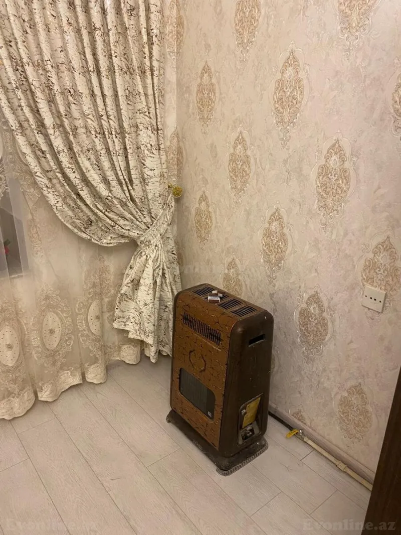 Satılır 2 otaqlı Mənzil Köhnə tikili 55 m² Nəsimi r. - şəkil 2