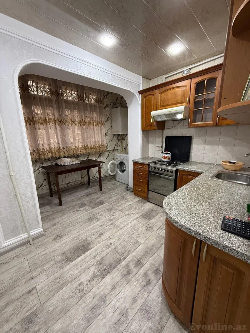 2 otaqlı Mənzil 70 m² Nəriman Nərimanov m. Kirayə verilir