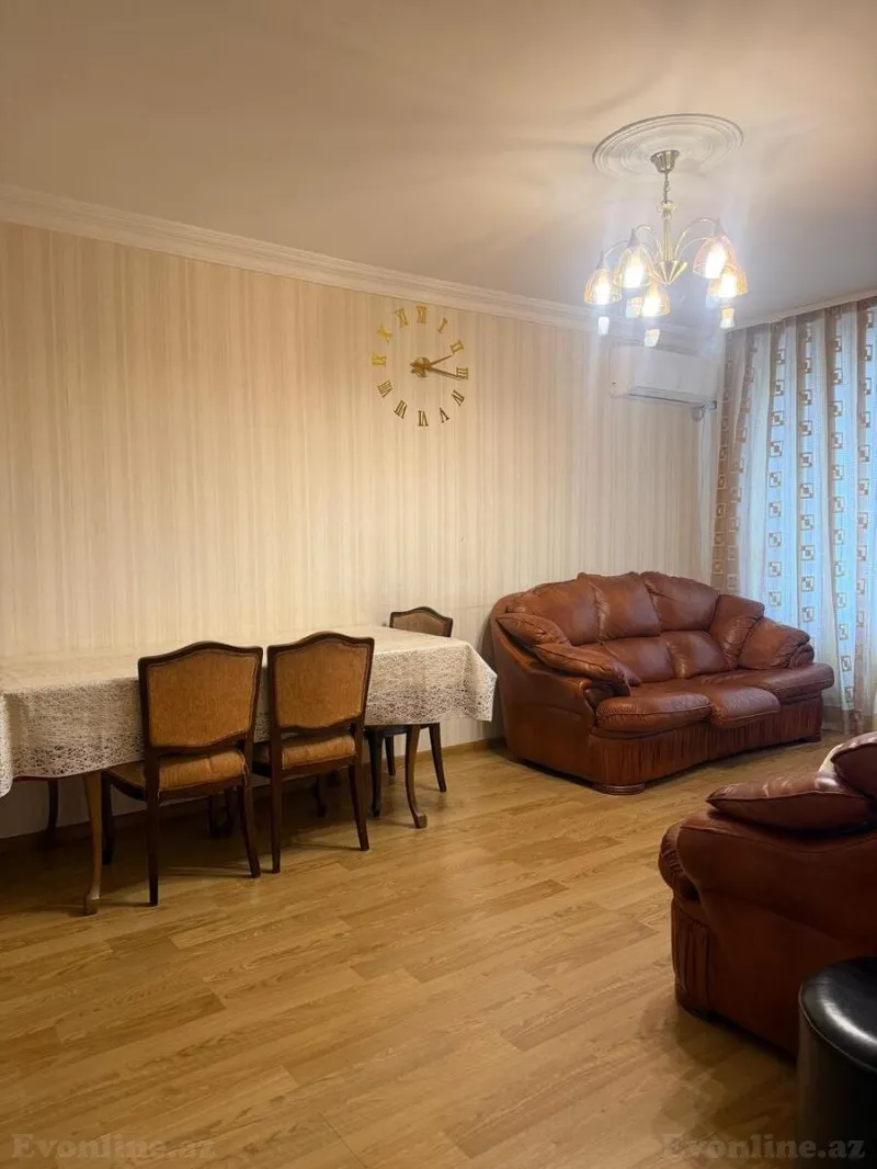 Satılır 3 otaqlı Mənzil Köhnə tikili 80 m² 28 May m. - şəkil 2