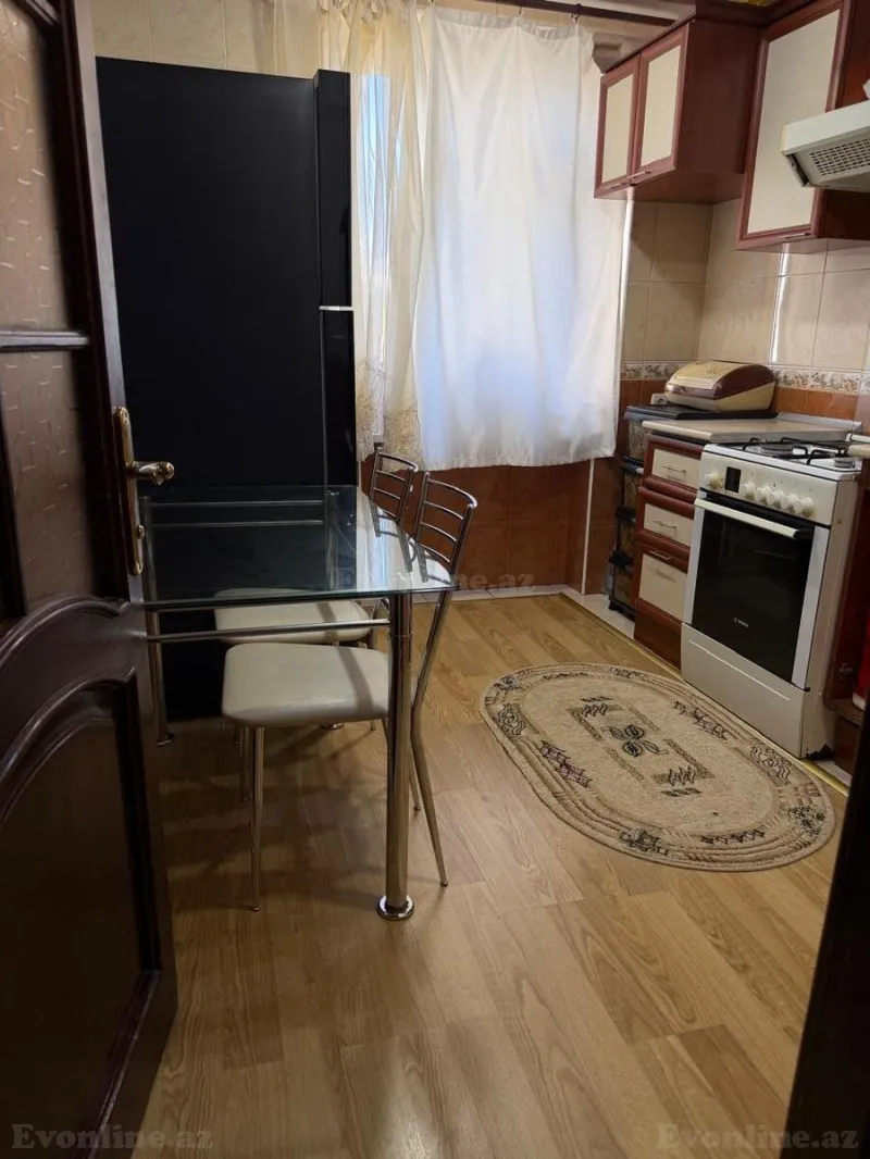Satılır 3 otaqlı Mənzil Köhnə tikili 80 m² 28 May m. - şəkil 5