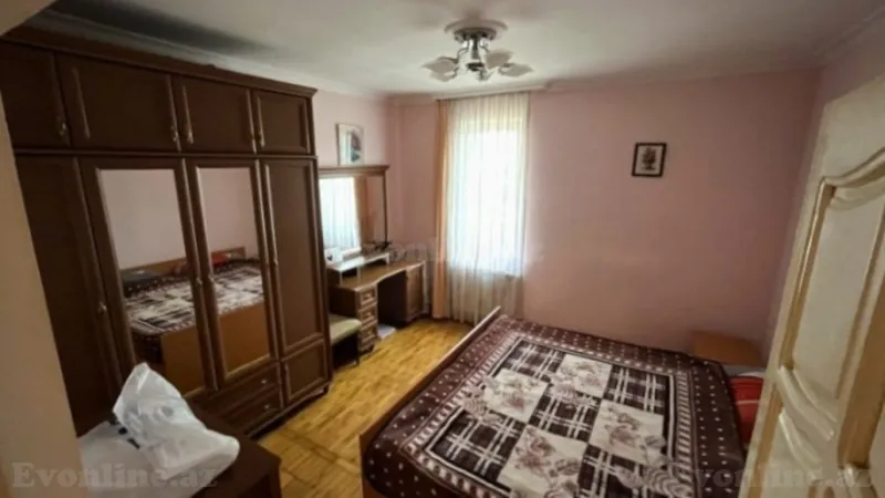 Satılır 3 otaqlı Mənzil Köhnə tikili 95 m² Memar Əcəmi m. - şəkil 3