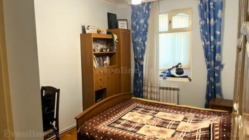 Satılır 3 otaqlı Mənzil Köhnə tikili 95 m² Memar Əcəmi m. - şəkil 4
