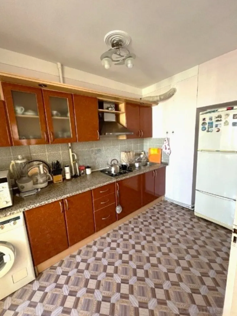 Satılır 3 otaqlı Mənzil Köhnə tikili 95 m² Memar Əcəmi m. - şəkil 6