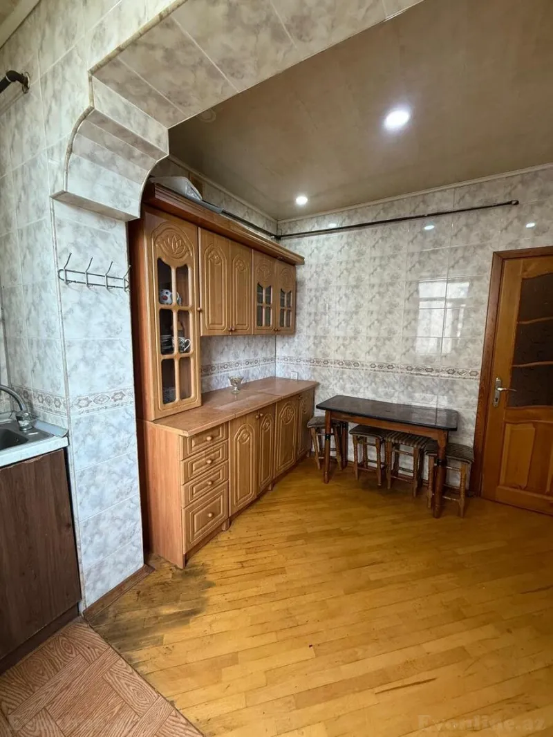 Kirayə verilir 3 otaqlı Mənzil Köhnə tikili 80 m² Həzi Aslanov - şəkil 4