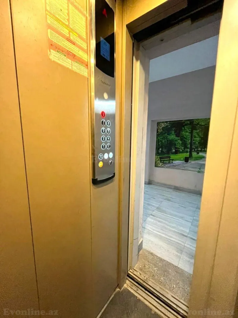 Satılır 1 otaqlı Mənzil Köhnə tikili 48 m² Gənclik m. - şəkil 3