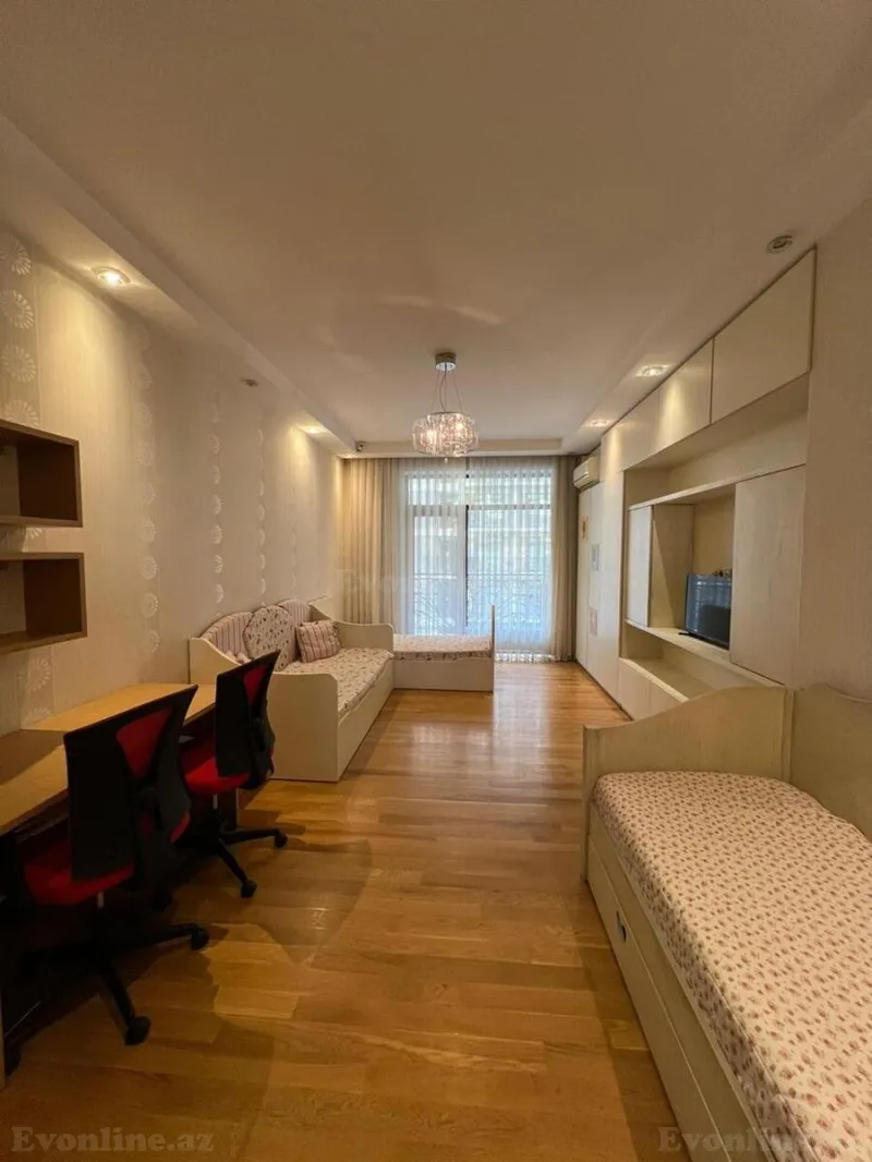 Kirayə verilir 3 otaqlı Mənzil Yeni tikili 140 m² Nərimanov r. - şəkil 9
