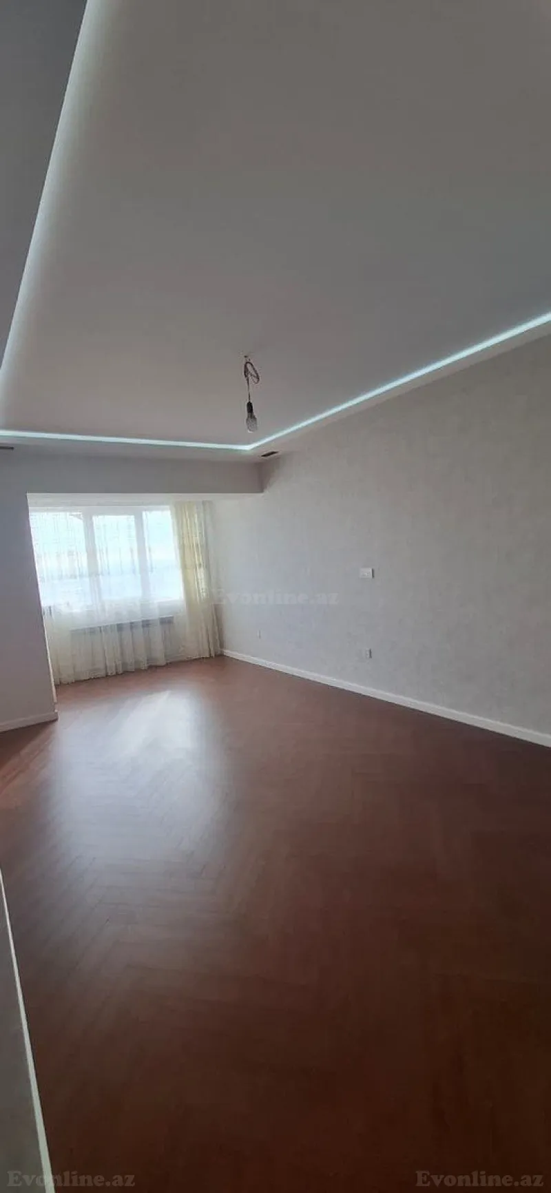 3 otaqlı Mənzil 108 m² 8-ci kilometr Satılır