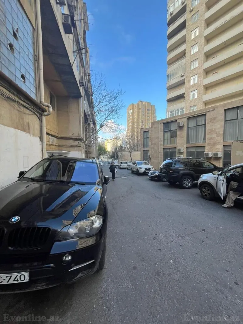 Satılır 4 otaqlı Mənzil Yeni tikili 214 m² Elmlər Akademiyası m. - şəkil 21