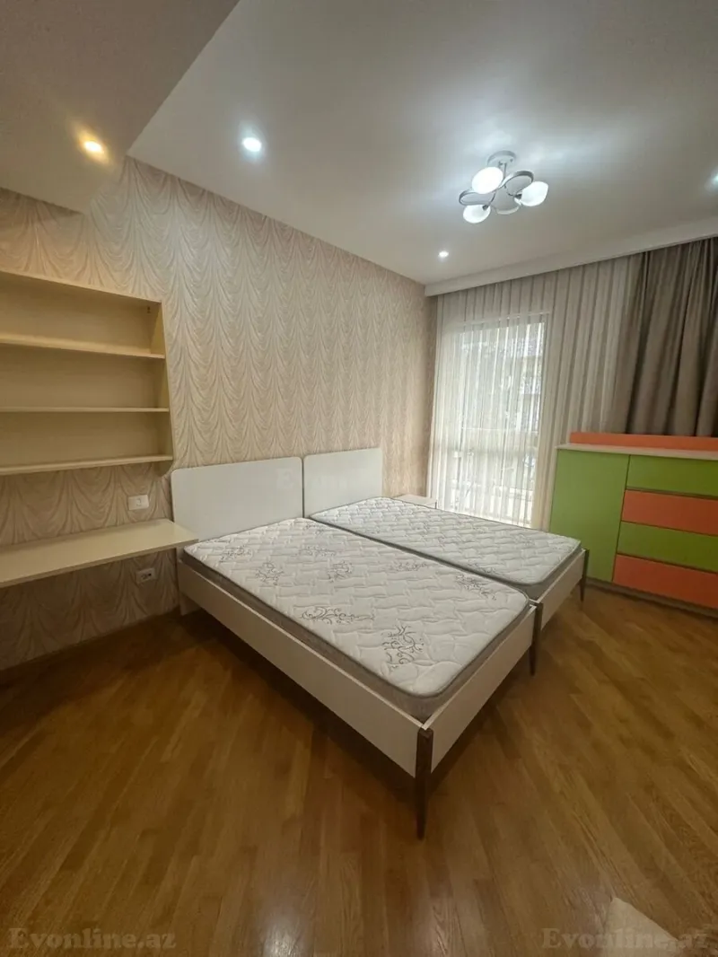 Kirayə verilir 3 otaqlı Mənzil Yeni tikili 140 m² Nəsimi r. - şəkil 8