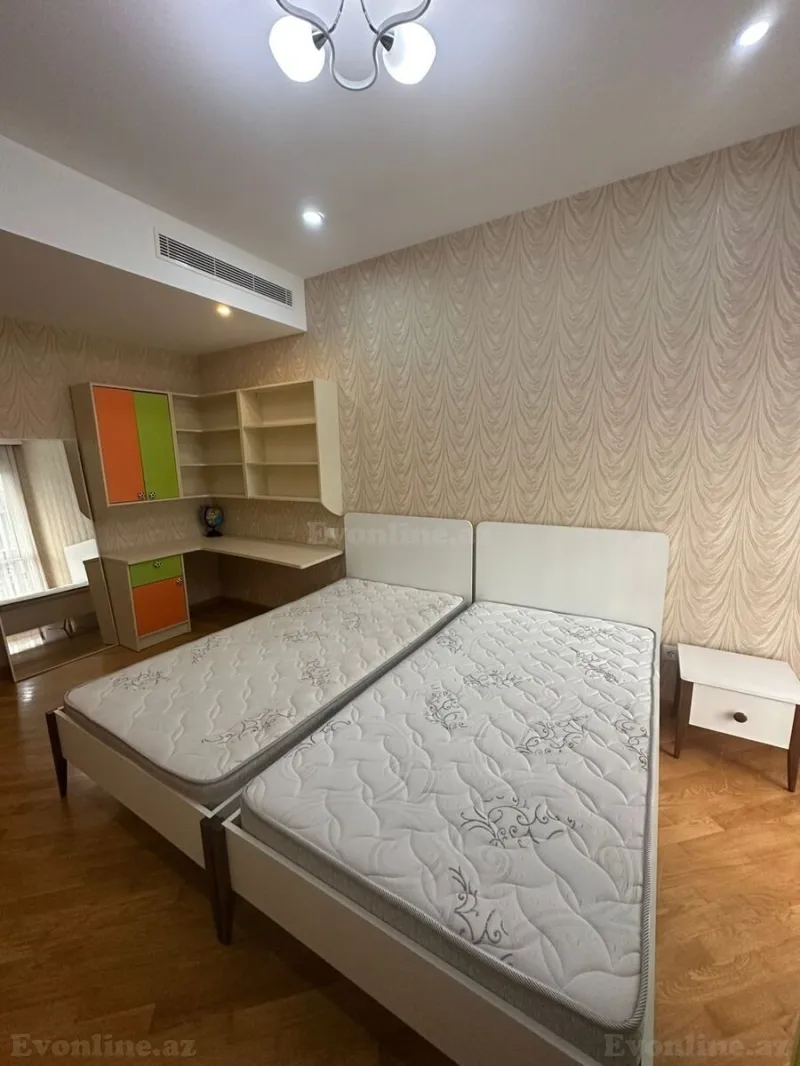 Kirayə verilir 3 otaqlı Mənzil Yeni tikili 140 m² Nəsimi r. - şəkil 9