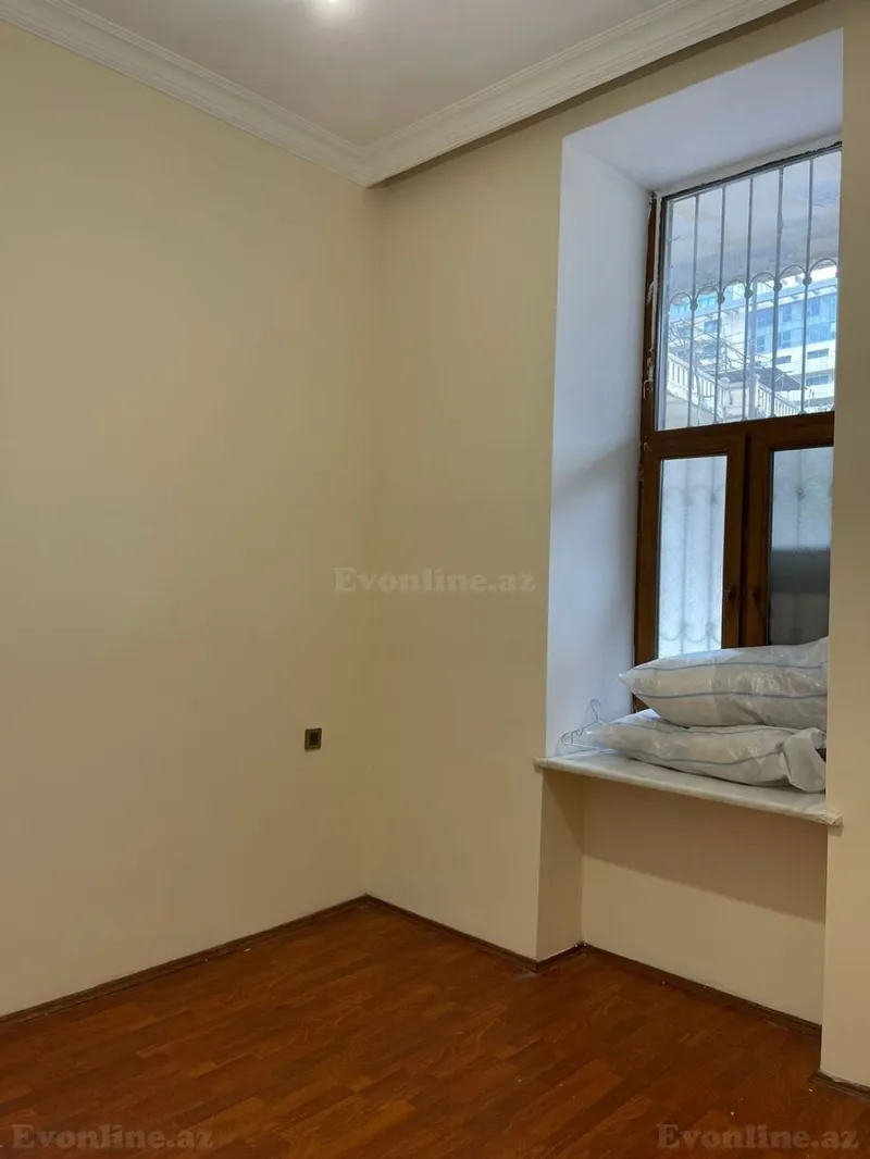 Kirayə verilir 1 otaqlı Mənzil Köhnə tikili 50 m² Nəsimi r. - şəkil 4