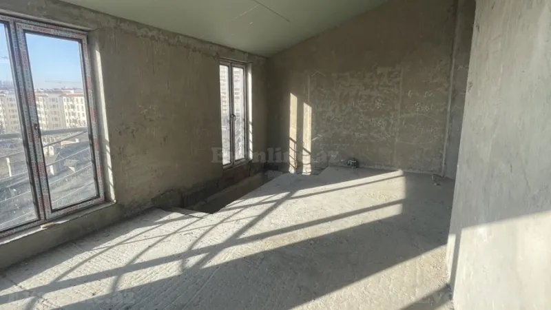 Satılır 6 otaqlı Mənzil Yeni tikili 200 m² Həzi Aslanov - şəkil 9