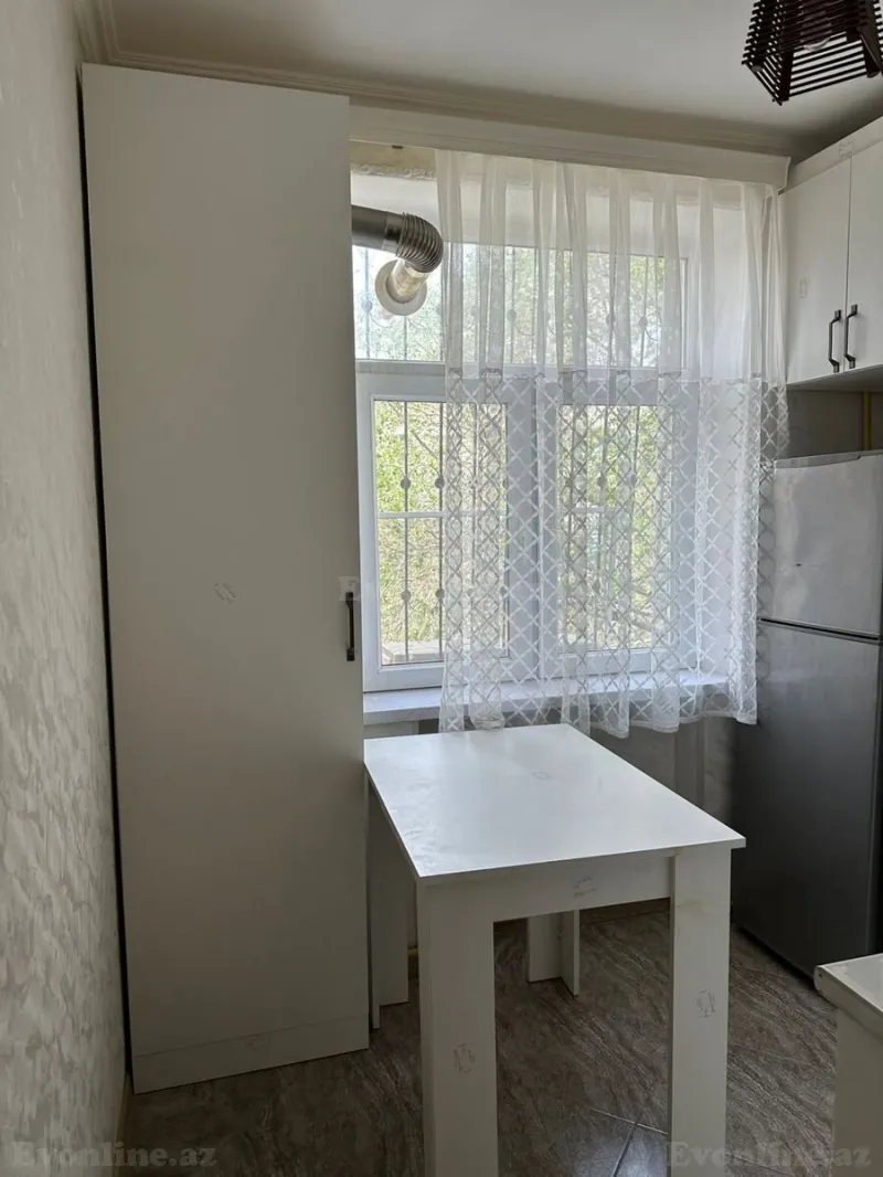 Kirayə verilir 2 otaqlı Mənzil Köhnə tikili 65 m² Gənclik m. - şəkil 10
