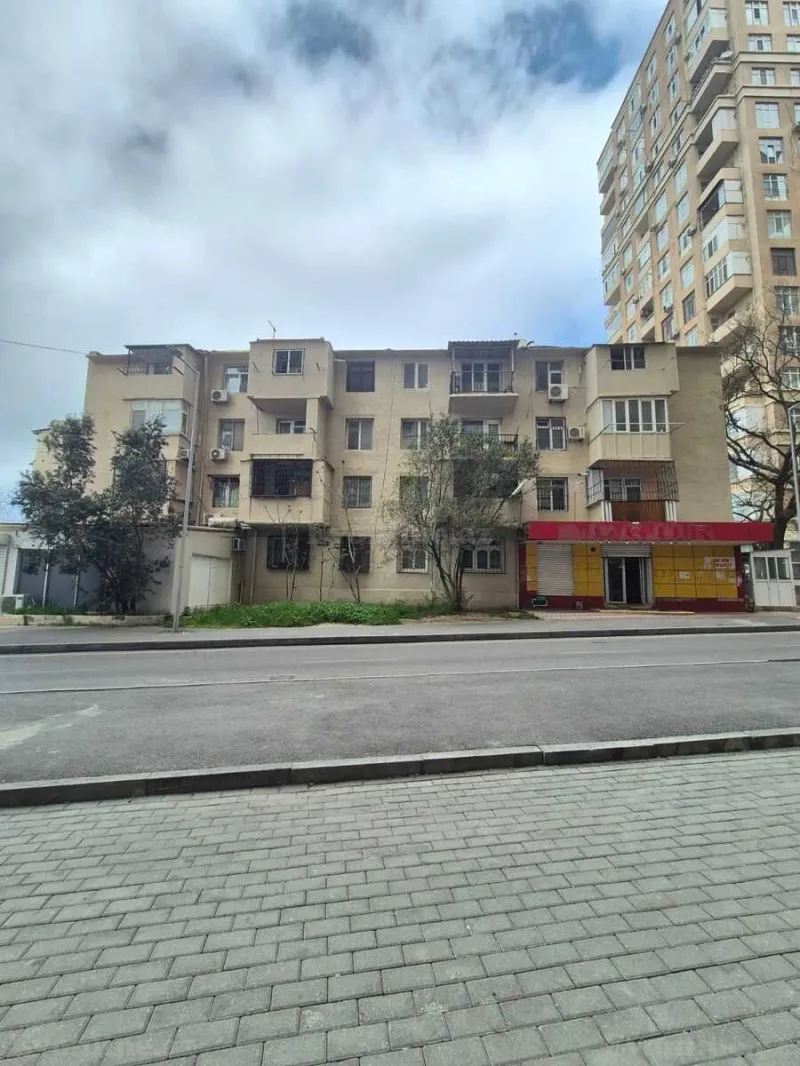 Satılır 1 otaqlı Mənzil Köhnə tikili 35 m² Yasamal - şəkil 5
